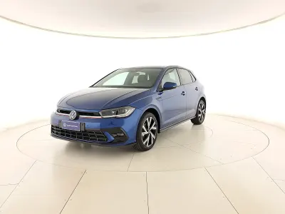 Usata VW Polo R-line 95 CV (69 kW) 2022 Reef blue metallizzato Utilitaria