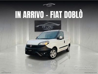 Usata Fiat Doblò Lounge 105 CV (77 kW) 2022 Other Monovolume