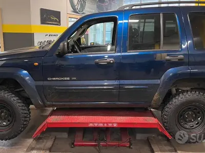 Usata Jeep Cherokee Limited 150 CV (110 kW) 2003 SUV
