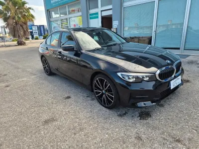 Usata BMW 316 Advantage 122 CV (89 kW) 2022 Nero Berlina