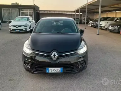 Usata Renault Clio IV 75 CV (55 kW) 2018 Nero Berlina