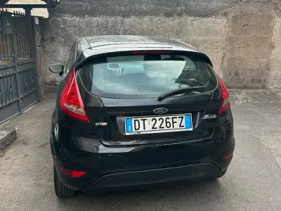 Usata Ford Fiesta 68 CV (50 kW) 2009 Berlina