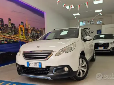 Usata Peugeot 2008 92 CV (67 kW) 2014 Bianco SUV