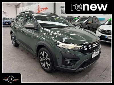 Usata Dacia Sandero Comfort 101 CV (74 kW) 2023 Verde lichen kaki pastello Berlina