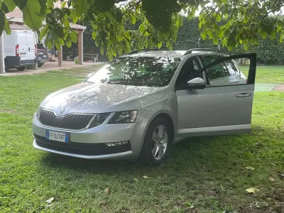 Usata Skoda Octavia Style 116 CV (85 kW) 2018 Grigio Station wagon