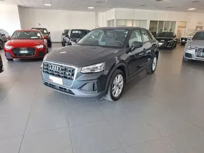 Usata Audi Q2 Business Plus 150 CV (110 kW) 2022 Grigio SUV