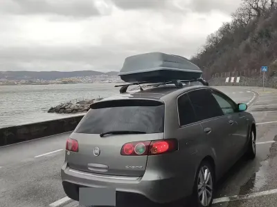 Usado Fiat Croma Dynamic 150 HP (110 kW) 2008 Cinzento Carrinha