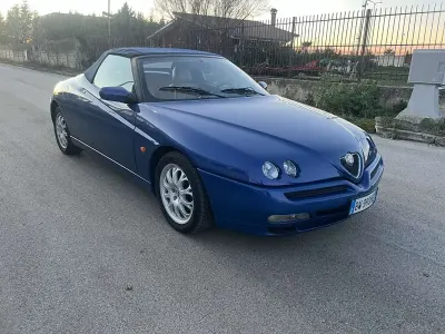 Usata Alfa Romeo Spider 201 CV (147 kW) 1998 Blu Cabrio