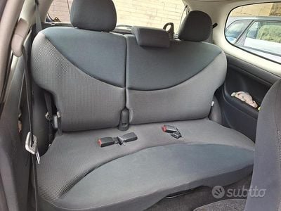Usata Toyota Yaris 2004 Berlina