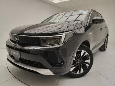 Usata Opel Grandland X Business Elegance 131 CV (96 kW) 2023 Nero SUV