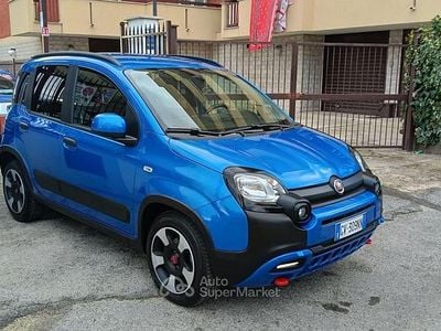 Begagnad Fiat Panda Cross Cross 69 HK (50 kW) 2024 Blå Halvkombi