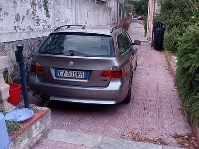 Begagnad BMW 525 177 HK (130 kW) 2005 Grå Kombi