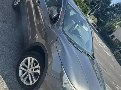 Usata Nissan Qashqai Acenta 110 CV (80 kW) 2015 Grigio SUV