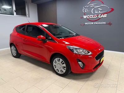Usata Ford Fiesta Trend 85 CV (62 kW) 2020 Rosso Utilitaria