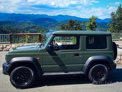 Usata Suzuki Jimny 102 CV (75 kW) 2024 Verde SUV