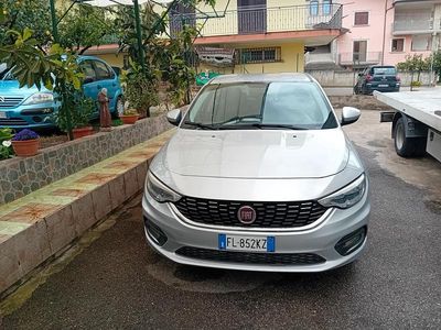 Occasion Fiat Tipo Lounge 120 ch (88 kW) 2017 Argent Berline