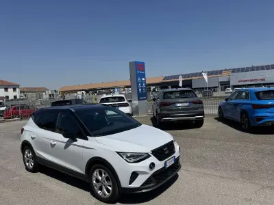 Usata Seat Arona FR 116 CV (85 kW) 2025 Bianco SUV