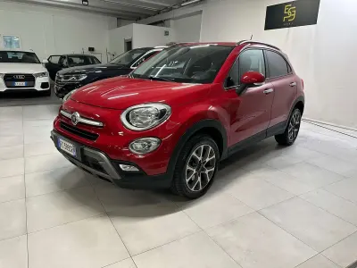 Usata Fiat 500X Cross 140 CV (102 kW) 2016 Rosso SUV