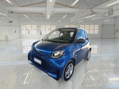 Usata Smart ForTwo Coupé Pure 40 kW (55 CV) 2021 Bluazzurro Coupé