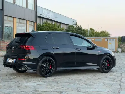 Usata VW Golf VIII GTI 245 CV (180 kW) 2022 Nero Berlina