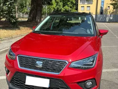 Usata Seat Arona XCELLENCE 90 CV (66 kW) 2021 Rosso SUV