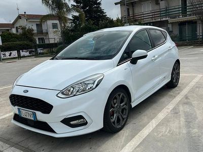 Usata Ford Fiesta ST-Line 85 CV (62 kW) 2017 Berlina