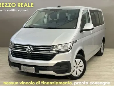 Usata VW Caravelle Comfortline 150 CV (110 kW) 2022 Argento Furgone