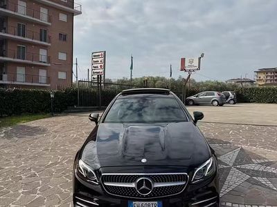 Usata Mercedes E220 Premium Plus 194 CV (142 kW) 2017 Nero Berlina