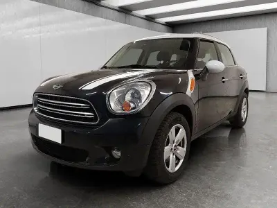 Usata Mini Cooper Countryman 122 CV (89 kW) 2015 Nero pastello SUV