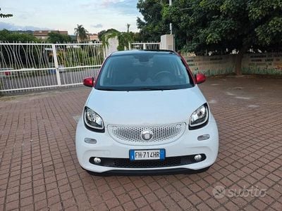 Bianco Usata 2016 Smart ForFour Passion Utilitaria | 12.190 € (Buon prezzo)