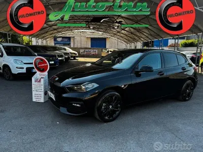 Usata BMW 116 Advantage 116 CV (85 kW) 2022 Nero Utilitaria