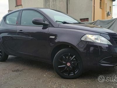 Usata Lancia Ypsilon 69 CV (50 kW) 2015 Other Utilitaria