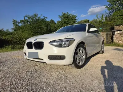 Usata BMW 116 Comfort Edition 116 CV (85 kW) 2011 Bianco Utilitaria