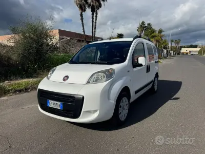 Usata Fiat Fiorino Trekking 101 CV (74 kW) 2014 Bluazzurro Monovolume