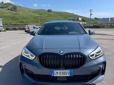 Usata BMW 118 Comfort Edition 150 CV (110 kW) 2023 Grigio Utilitaria