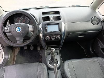 Usata Fiat Sedici 105 CV (77 kW) 2007 SUV
