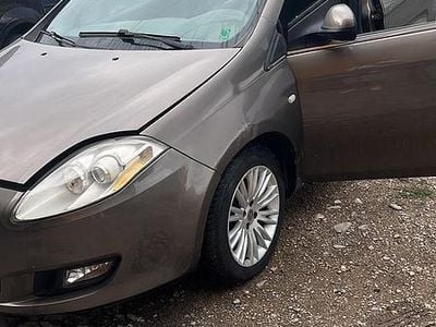 Usata Fiat Bravo 120 CV (88 kW) 2009 Marrone Utilitaria