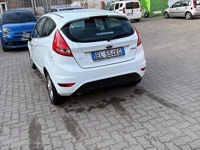 Usata Ford Fiesta 60 CV (44 kW) 2012 Utilitaria
