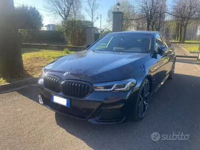 Usata BMW M550 Comfort Edition 530 CV (389 kW) 2021 Bluazzurro Berlina