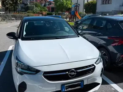 Usata Opel Corsa 75 CV (55 kW) 2021 Utilitaria