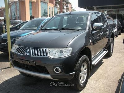 Usata Mitsubishi L200 137 CV (100 kW) 2015 Nero Pick-up