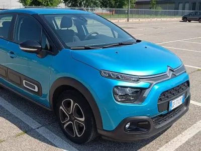 Usata Citroën C3 Feel 83 CV (61 kW) 2021 Bluazzurro Utilitaria