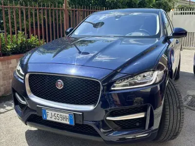 Begagnad Jaguar F-Pace R-Sport 179 HK (131 kW) 2017 SUV