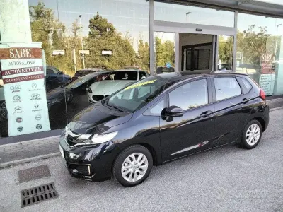 Usata Honda Jazz Comfort 102 CV (75 kW) 2020 Nero Utilitaria