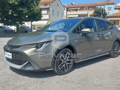 Usata Toyota Corolla 153 CV (112 kW) 2021 Marrone Station wagon