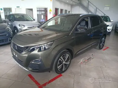Usata Peugeot 3008 GT-line 131 CV (96 kW) 2019 Grigio SUV