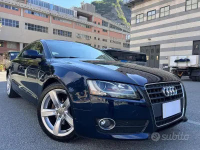 Begagnad Audi A5 Advanced 190 HK (139 kW) 2010 Blå Sportkupé