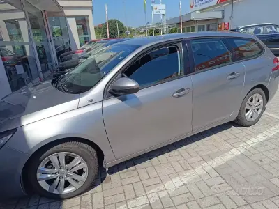 Usata Peugeot 308 99 CV (72 kW) 2017 Grigio Station wagon