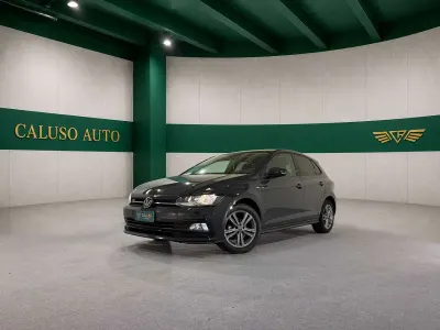 Usata VW Polo R-line 95 CV (69 kW) 2021 Grigio Utilitaria