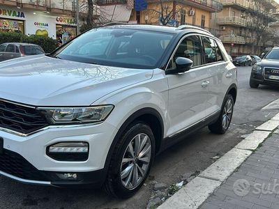 usata VW T-Roc unico proprietario 1.0 style